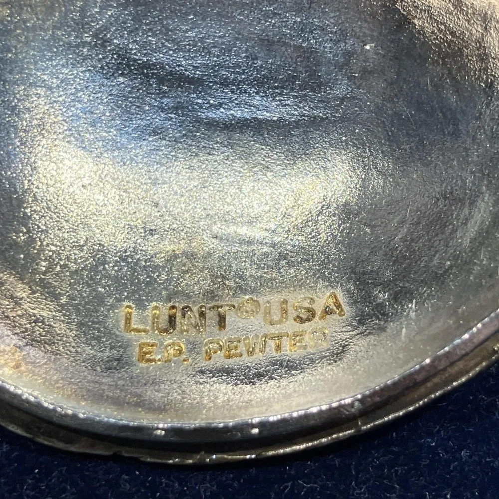 Lunt Pewter USA Strawberry Trinket Box Vintage 1.75